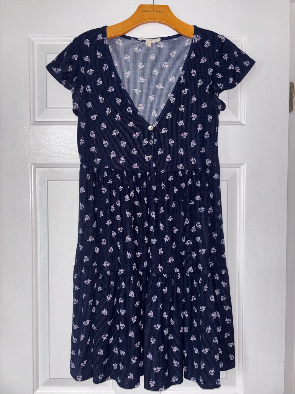 Jessica Simpson Navy Floral V-Neck Tiered Mini Dress
